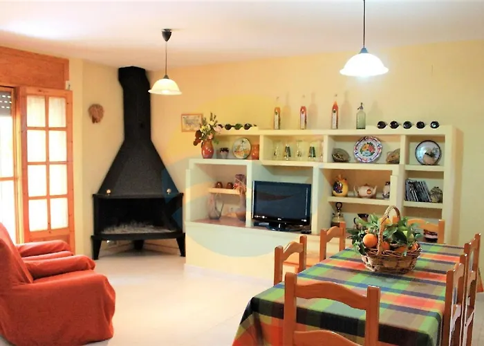 Casa de Férias Pagall - Con Piscina Privada Y Cerca La Playa De - Deltavacaciones