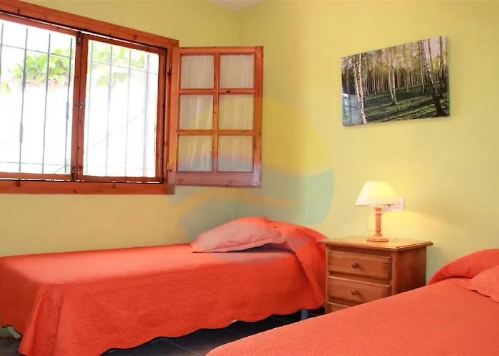 Pagall - Con Piscina Privada Y Cerca La Playa De - Deltavacaciones * Deltebre